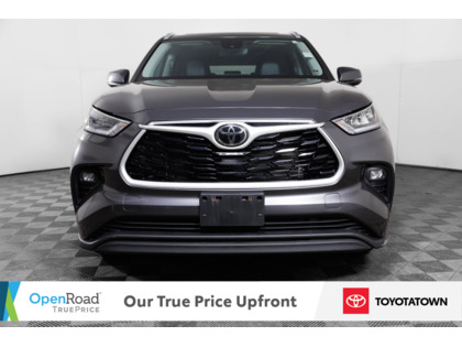 used 2022 Toyota Highlander car, priced at $42,498
