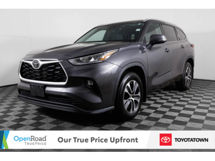used 2022 Toyota Highlander car, priced at $44,998