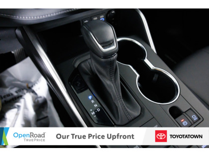 used 2022 Toyota Highlander car, priced at $42,498