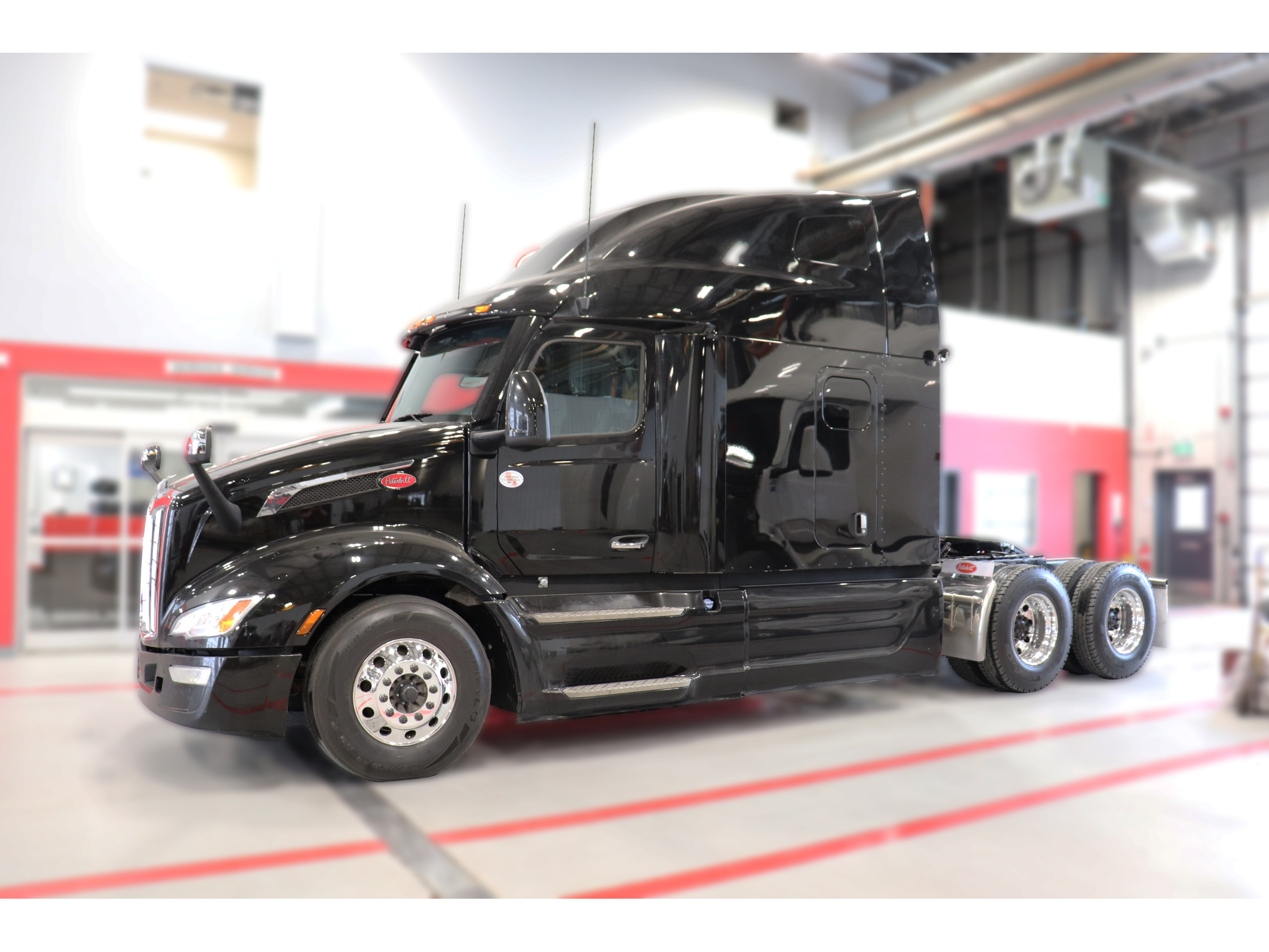 2024 Peterbilt 579 Ultraloft