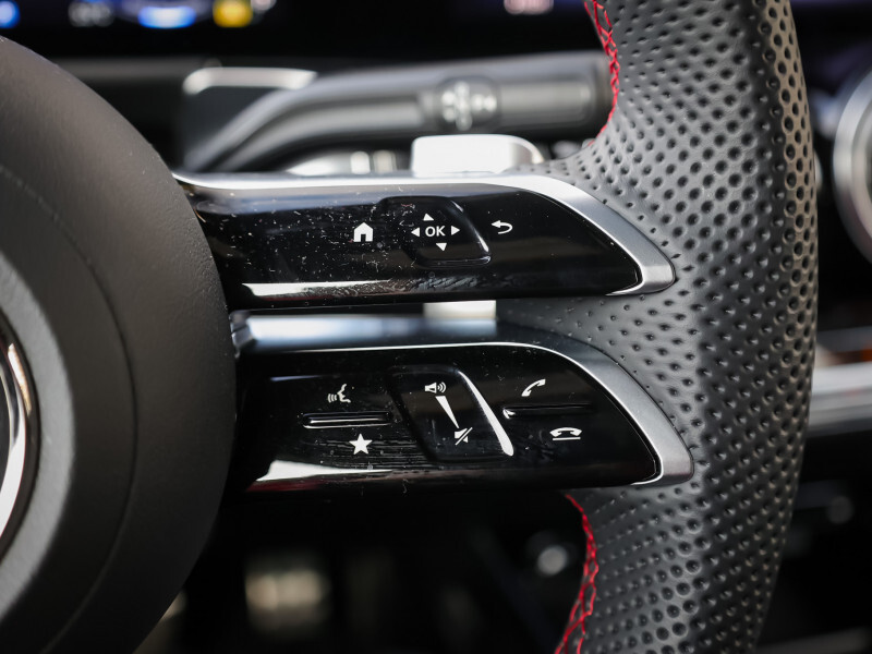 2025 Mercedes-Benz EQB - Gallery image 17