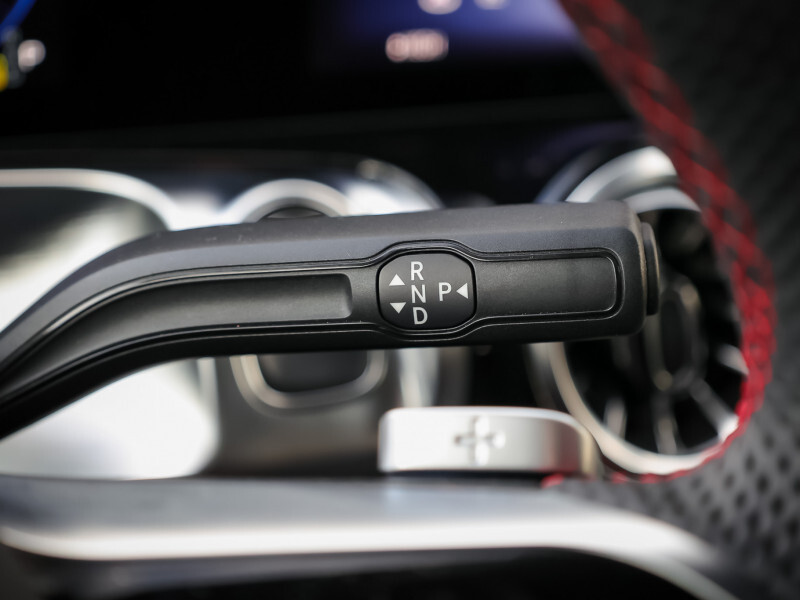 2025 Mercedes-Benz EQB - Gallery image 15