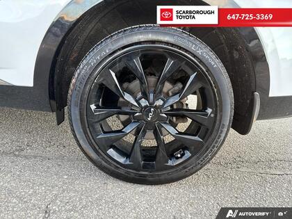 used 2022 Kia Sorento car, priced at $28,895