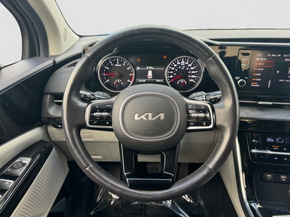used 2024 Kia Carnival car, priced at $45,095