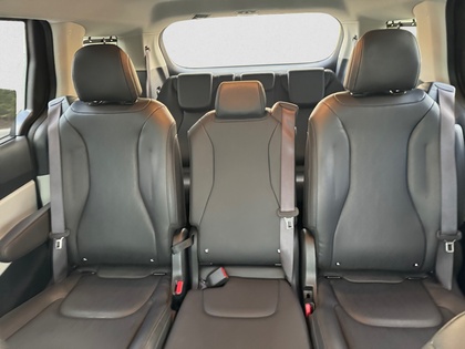 used 2024 Kia Carnival car, priced at $45,095