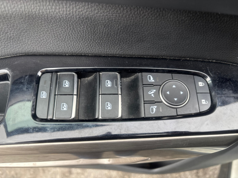 2023 Nissan Pathfinder - Gallery image 9