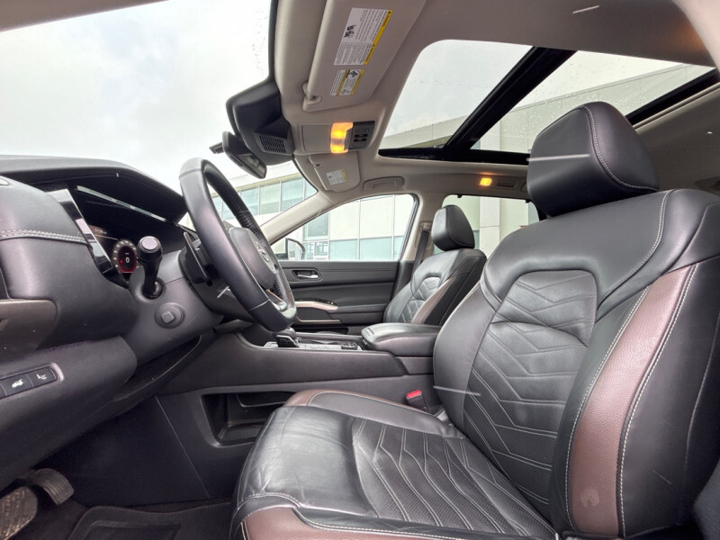 2023 Nissan Pathfinder - Gallery image 11