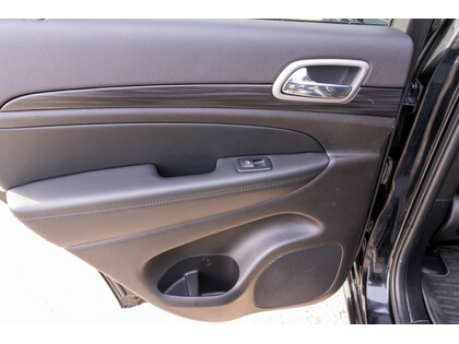 used 2021 Jeep Grand Cherokee car, priced at $34,988