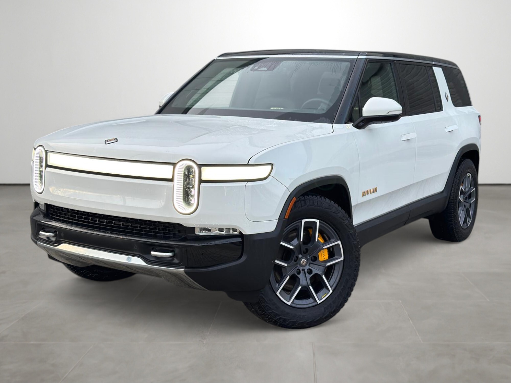2023 Rivian R1S