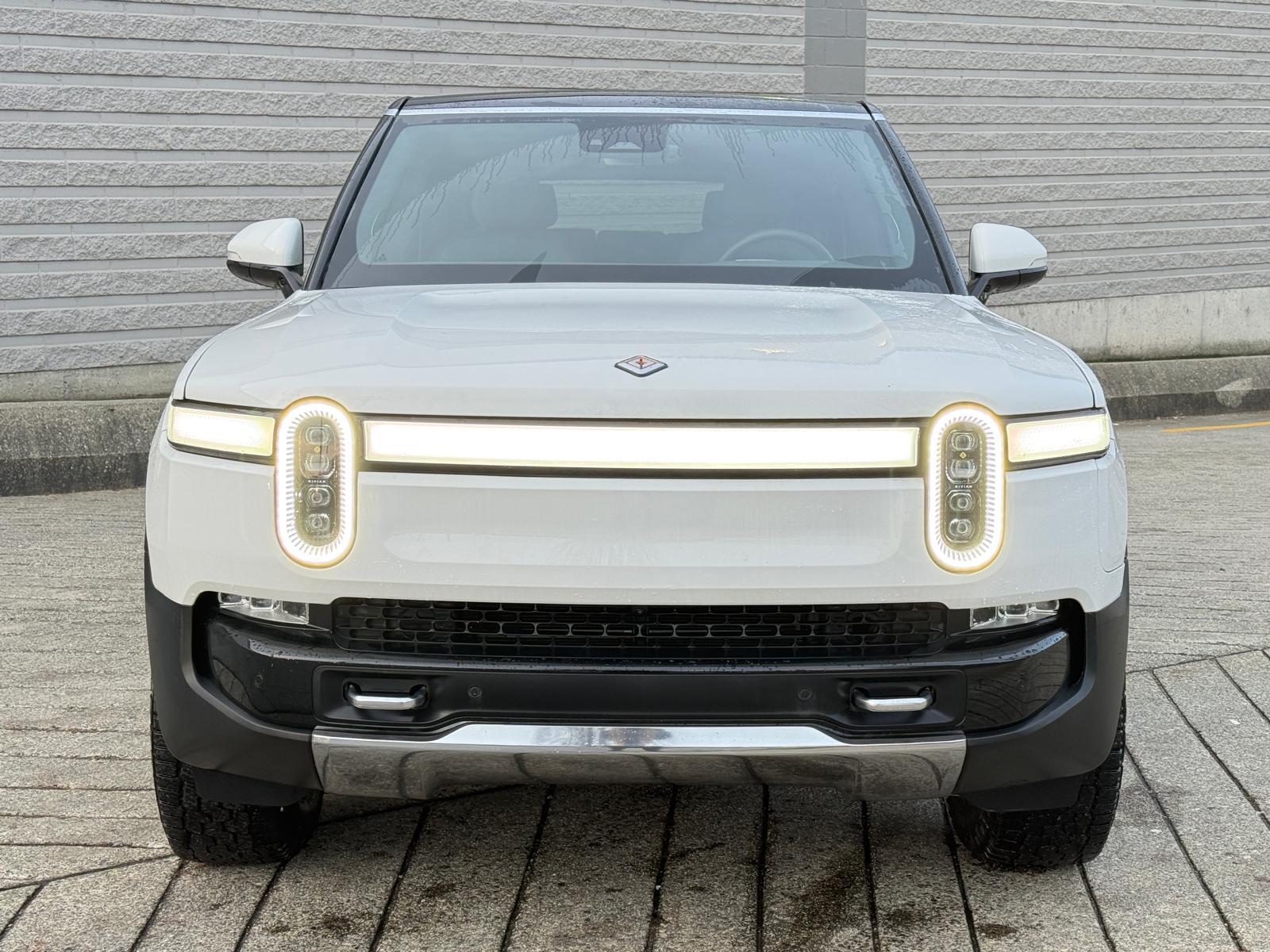 2023 Rivian R1S