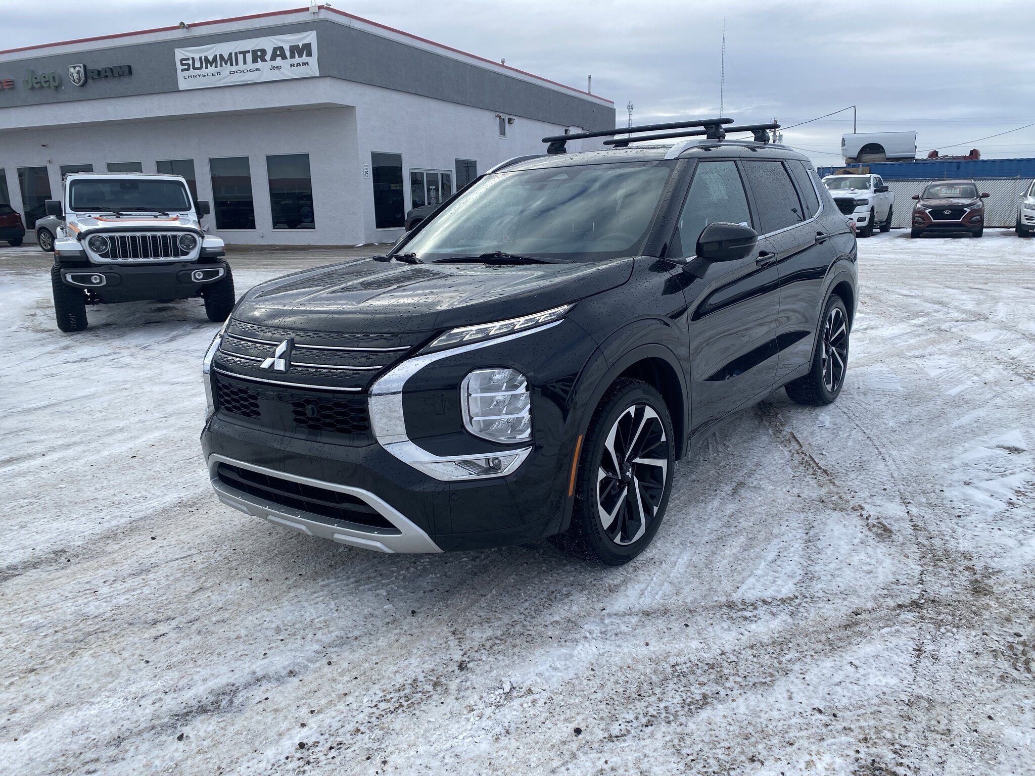 2024 Mitsubishi Outlander