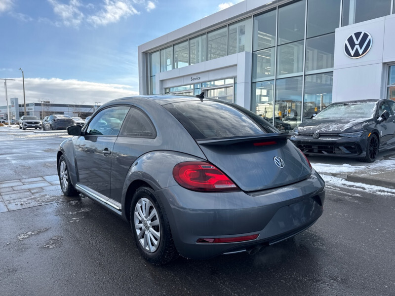 2017 Volkswagen Beetle - Gallery image 7