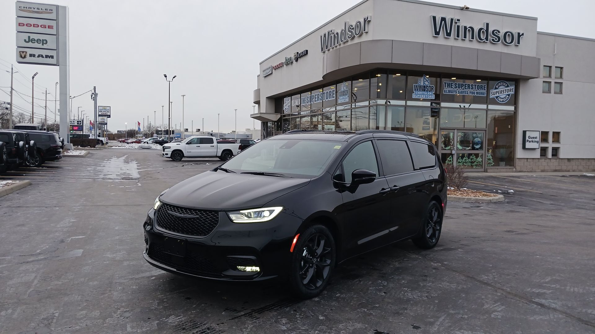 2026 Chrysler Pacifica