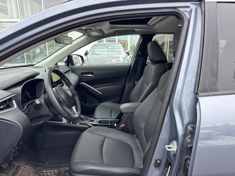 2024 Toyota Corolla Cross - Gallery image 13