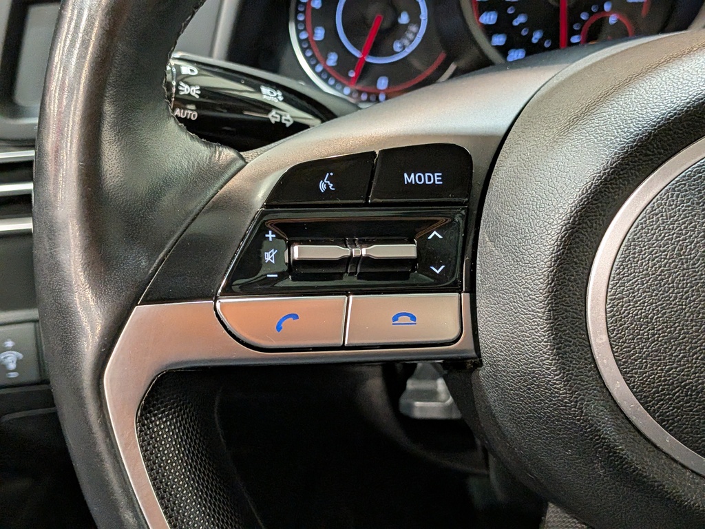 Hyundai Elantra 2022