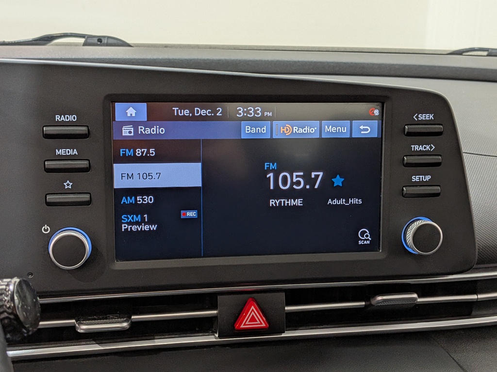 Hyundai Elantra 2022