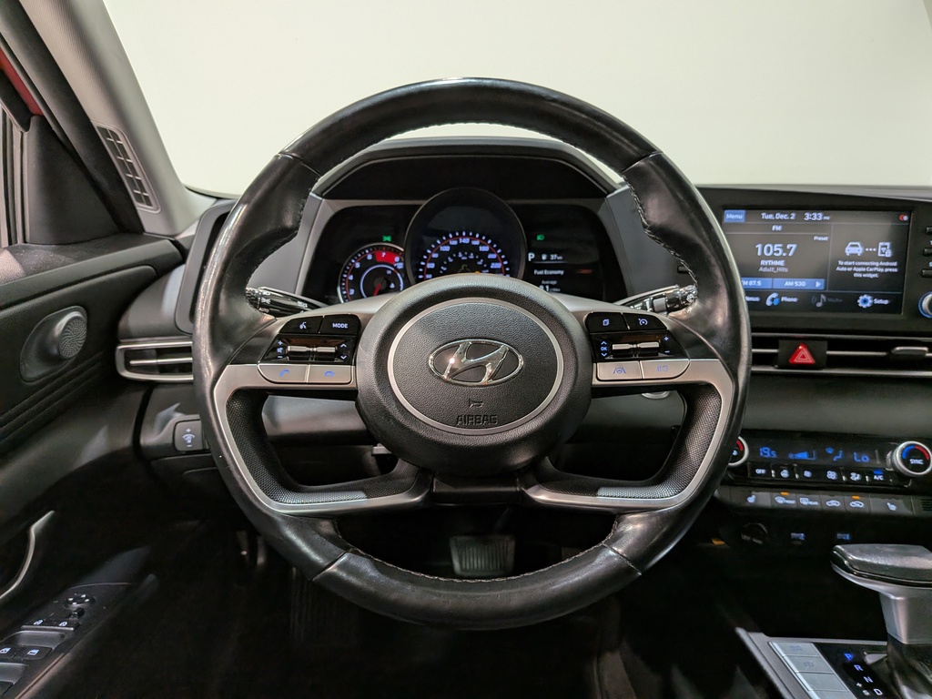 Hyundai Elantra 2022