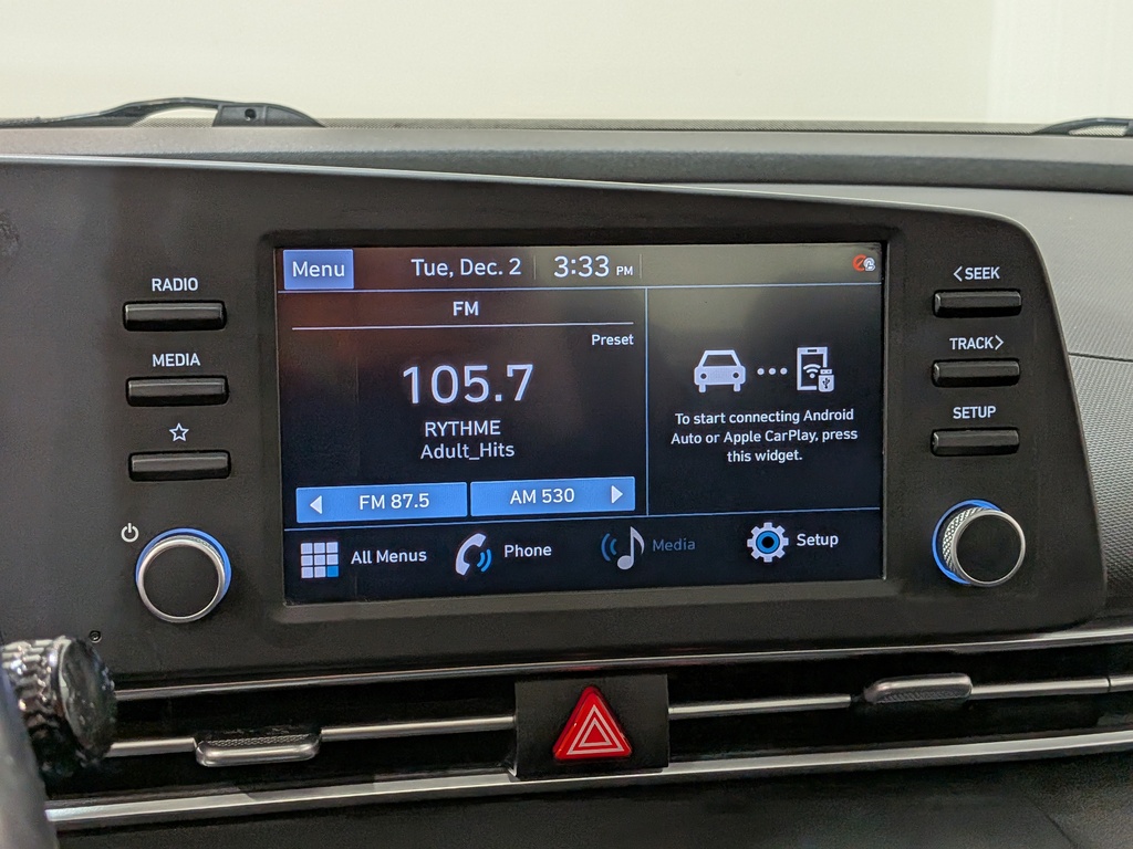 Hyundai Elantra 2022