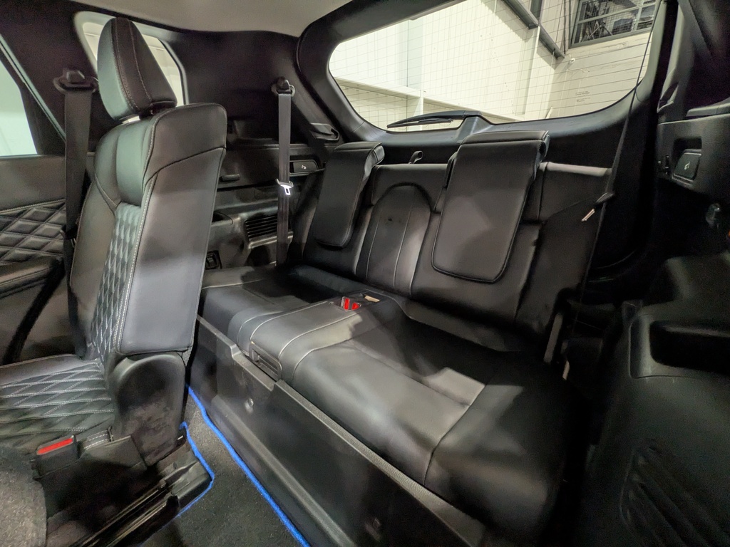 Mitsubishi Outlander PHEV 2023