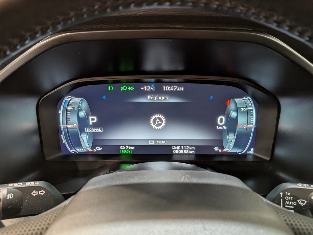 Mitsubishi Outlander PHEV 2023