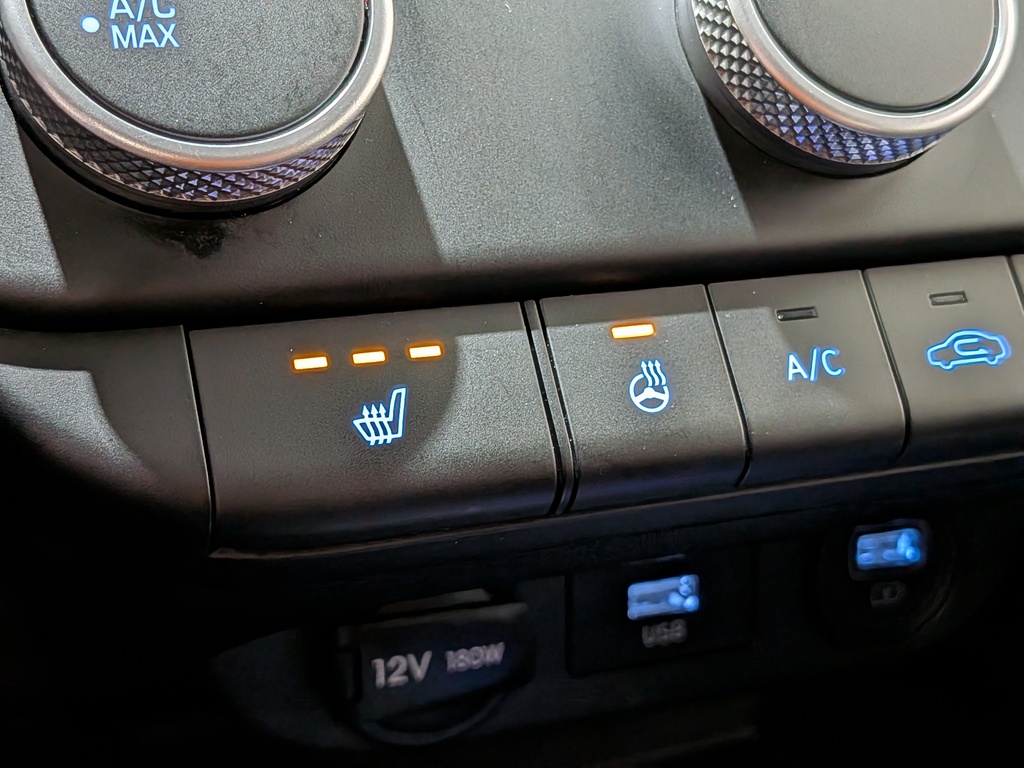 Hyundai Elantra 2022