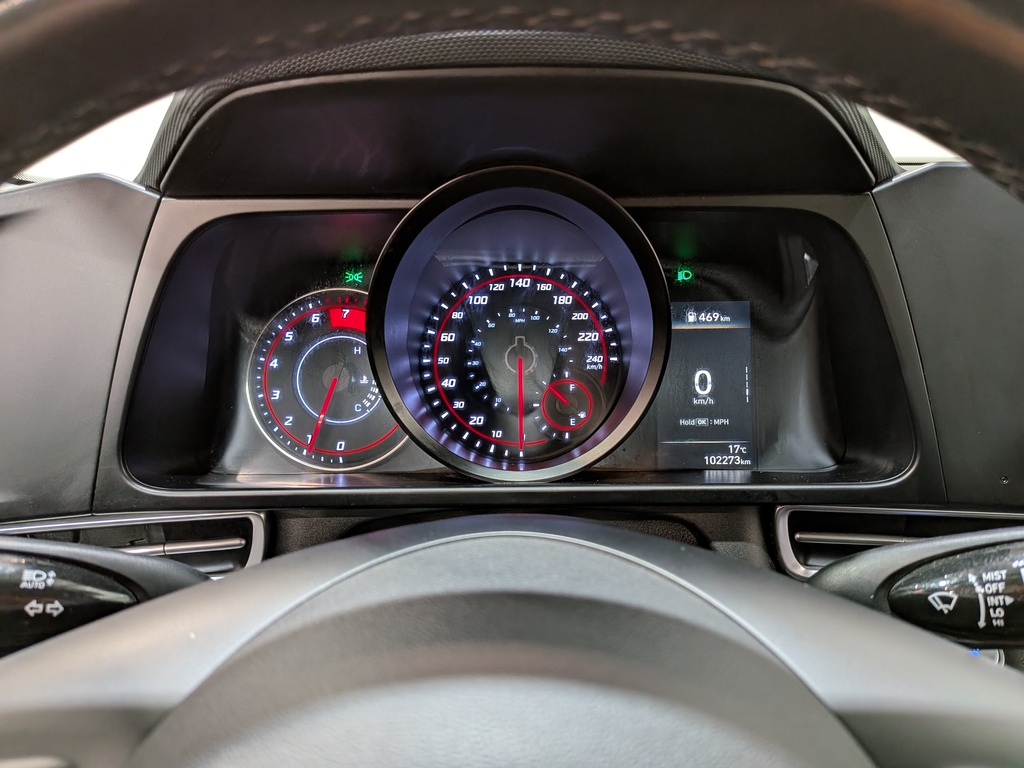 Hyundai Elantra 2022