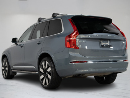 used 2023 Volvo XC90 Recharge car, priced at $54,900