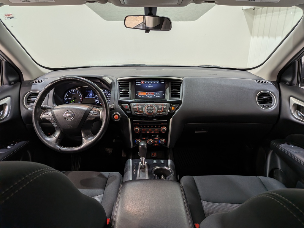 Nissan Pathfinder 2020