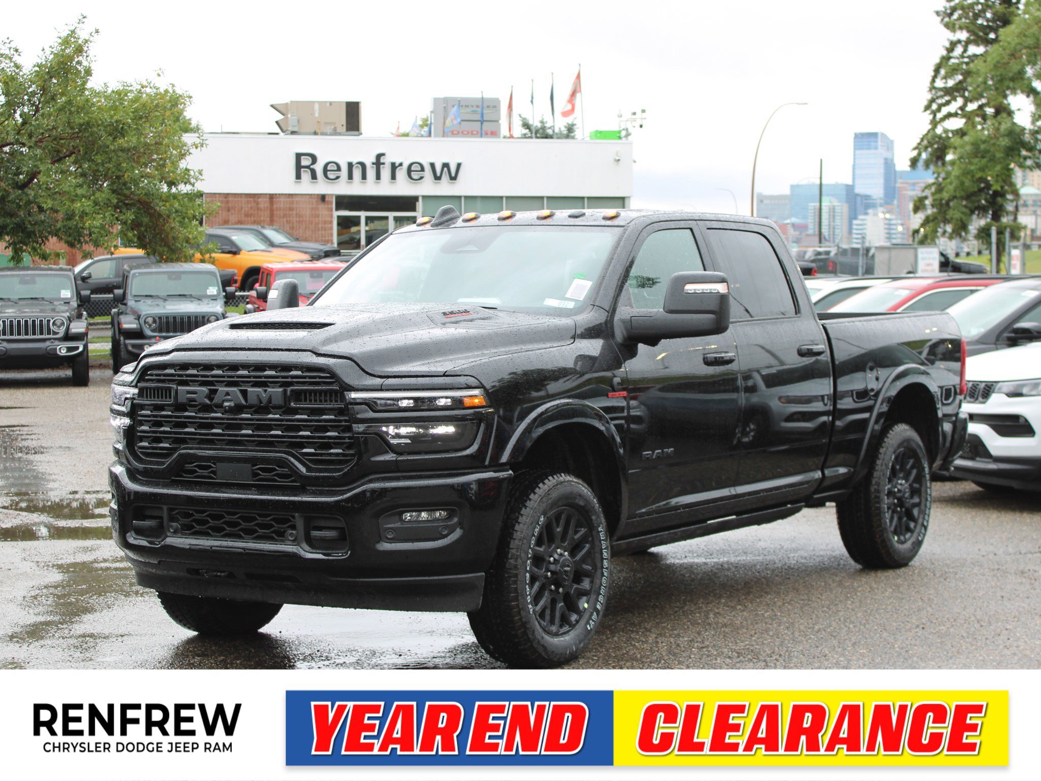 2025 Ram 3500 Limited 4x4, Sunroof, Pwr Running Boards, Front Pa