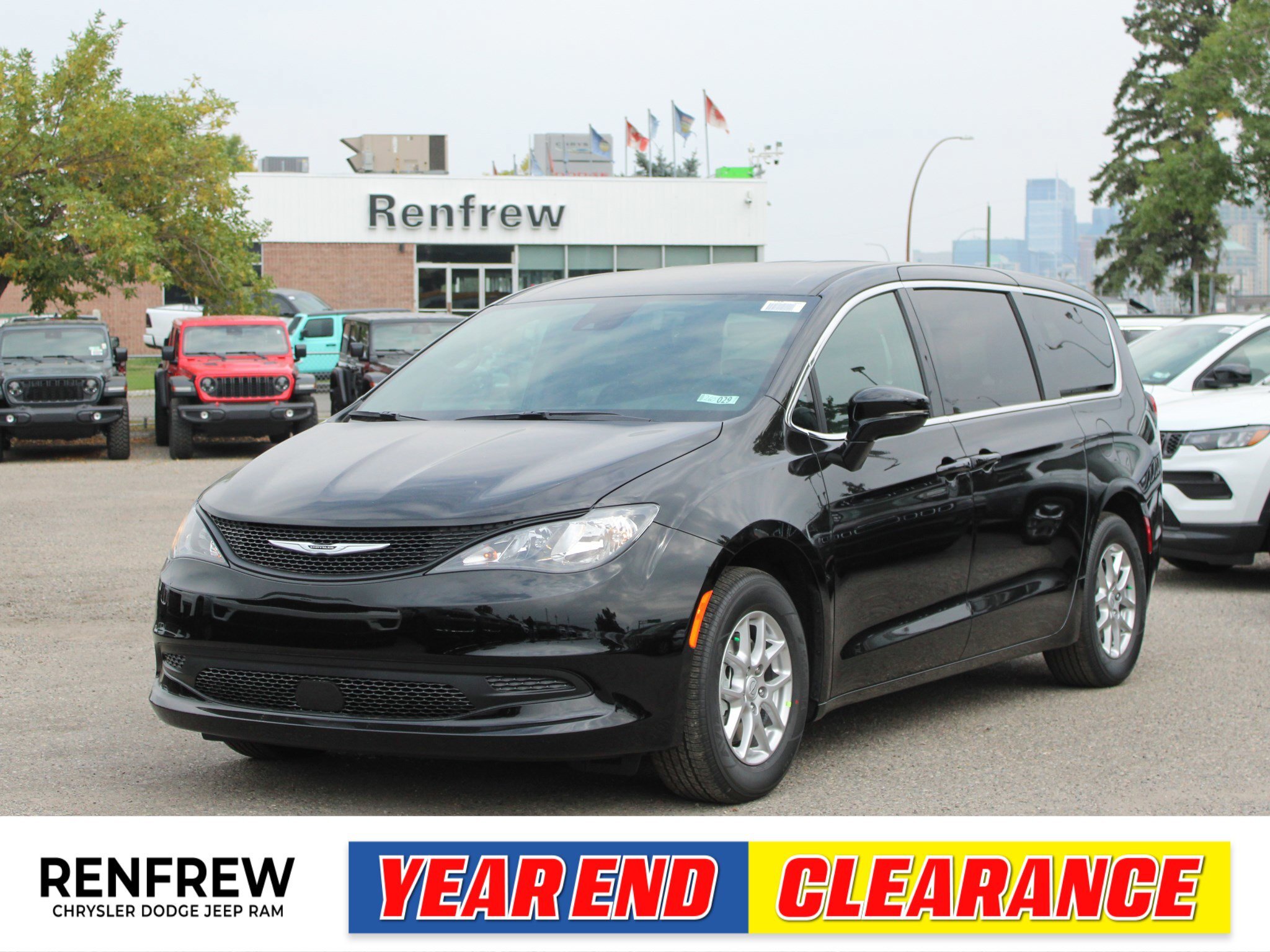 2026 Chrysler Grand Caravan SXT, Heated Leather, Remote Start, Adaptive Cruise