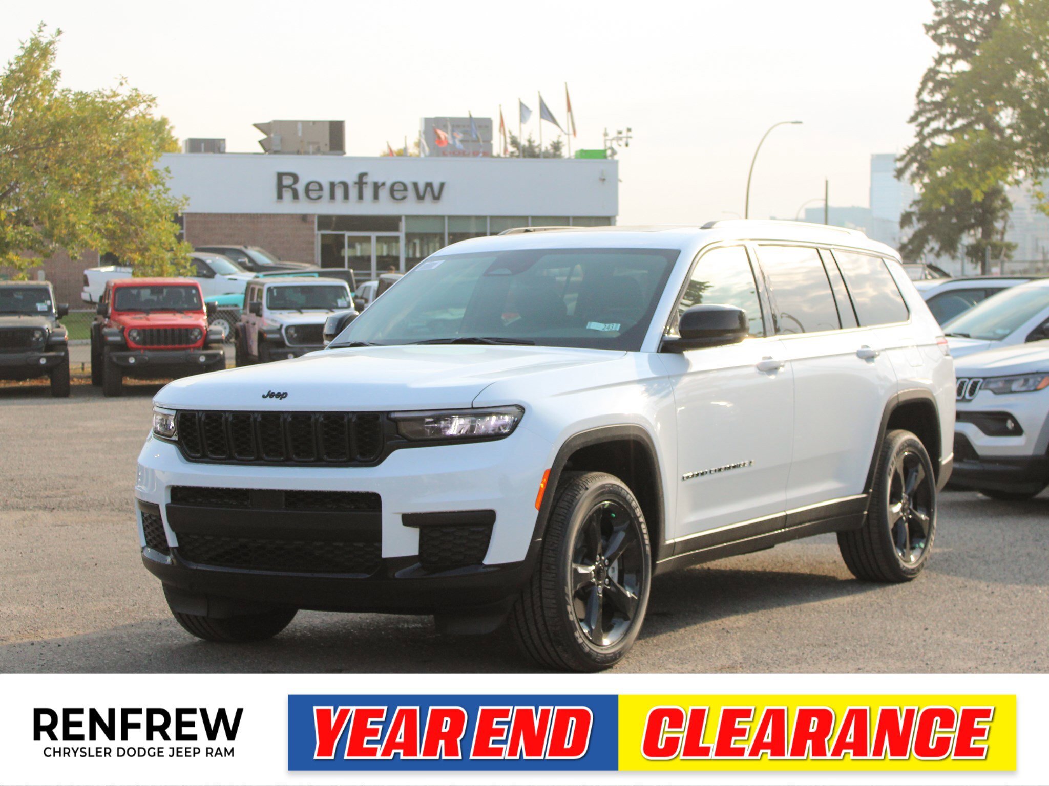 2025 Jeep Grand Cherokee L Altitude 4x4, Sunroof, Heated Leather, Remote Star