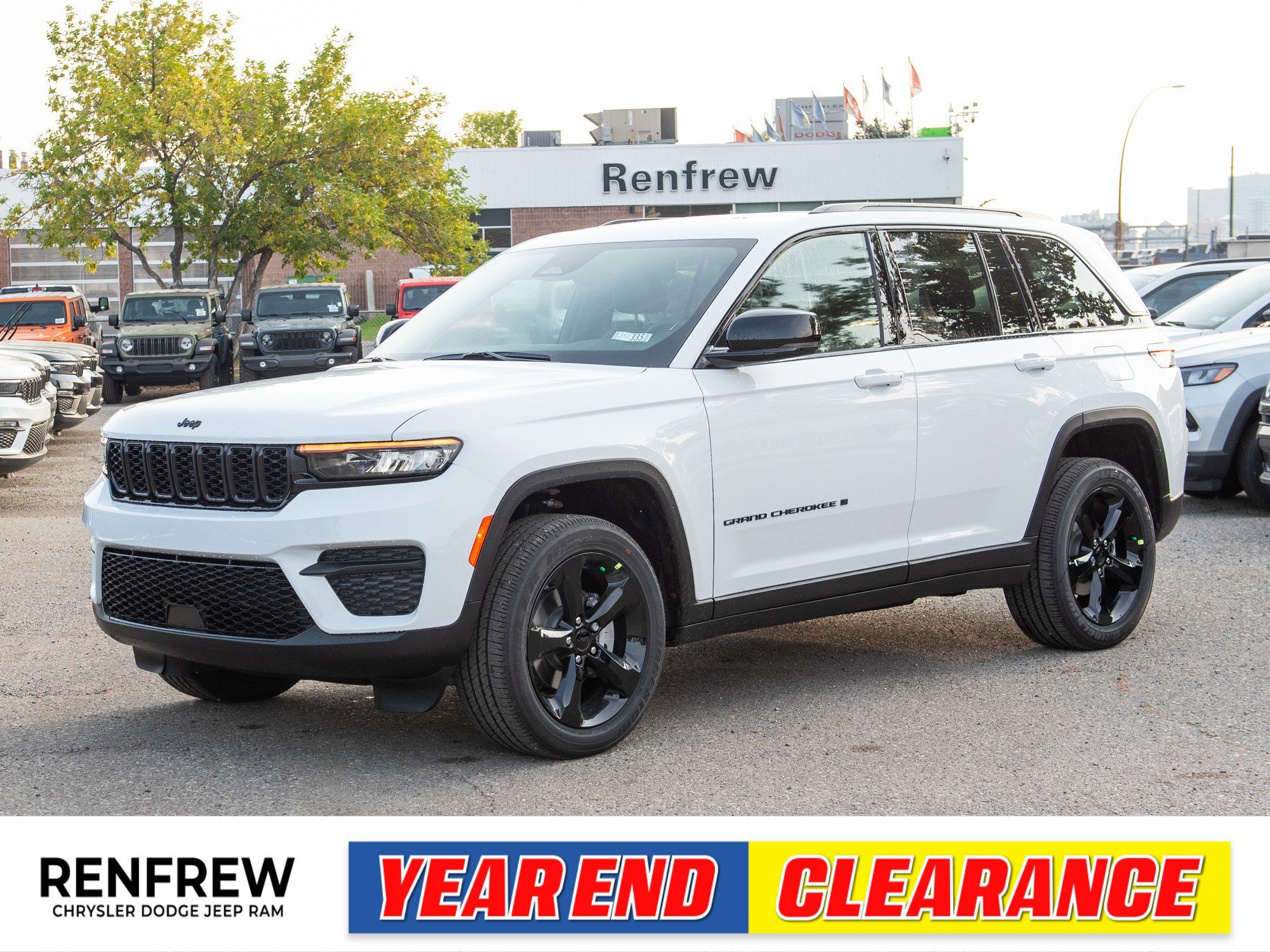 2025 Jeep Grand Cherokee Altitude 4x4, Sunroof, Trailer Tow Pkg, Remote Sta