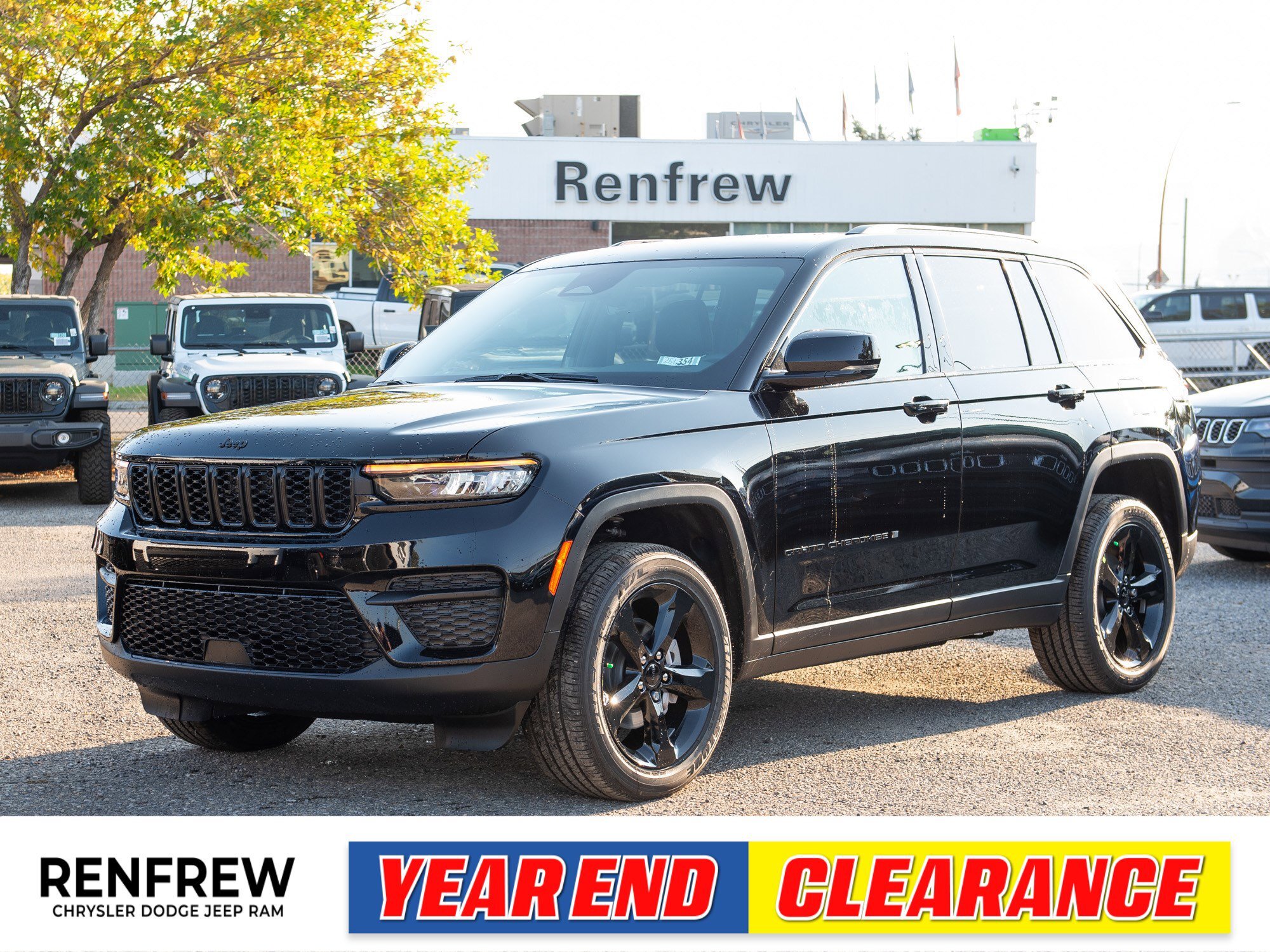 2025 Jeep Grand Cherokee Altitude 4x4, Sunroof, Trailer Tow Pkg, Heated Lea