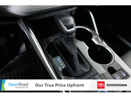 used 2020 Toyota Highlander car, priced at $42,998