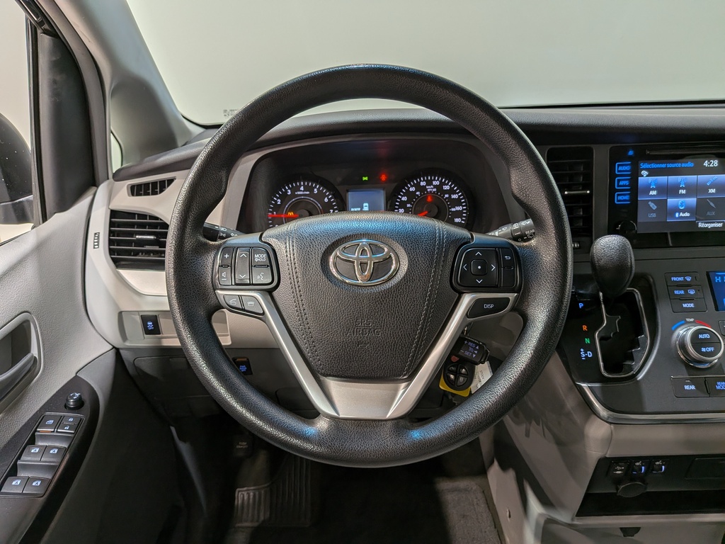 Toyota Sienna 2015