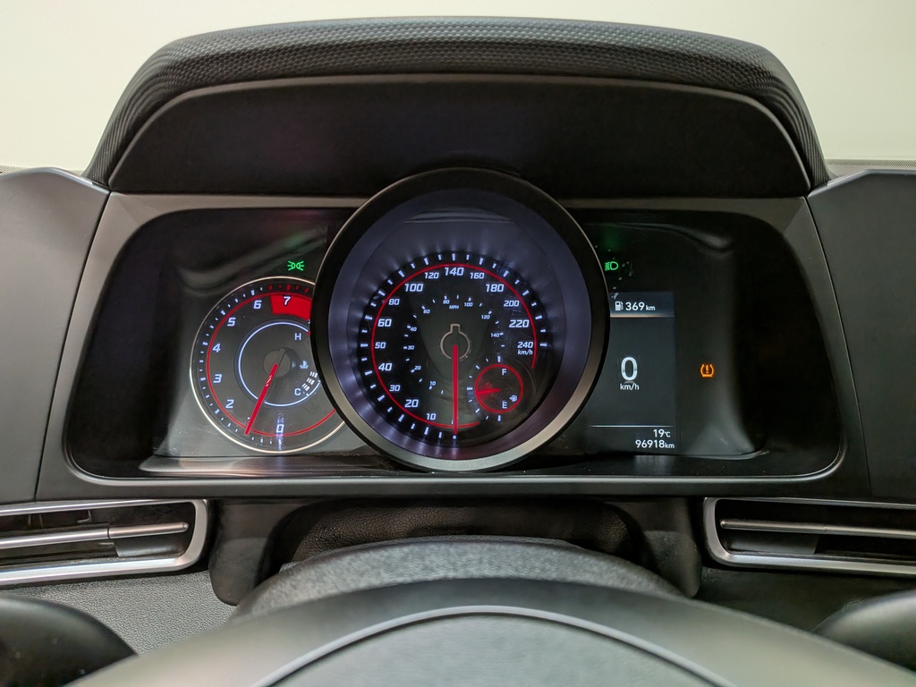 Hyundai Elantra 2022