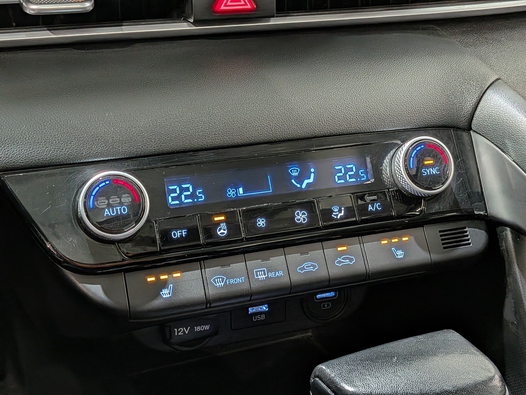 Hyundai Elantra 2022