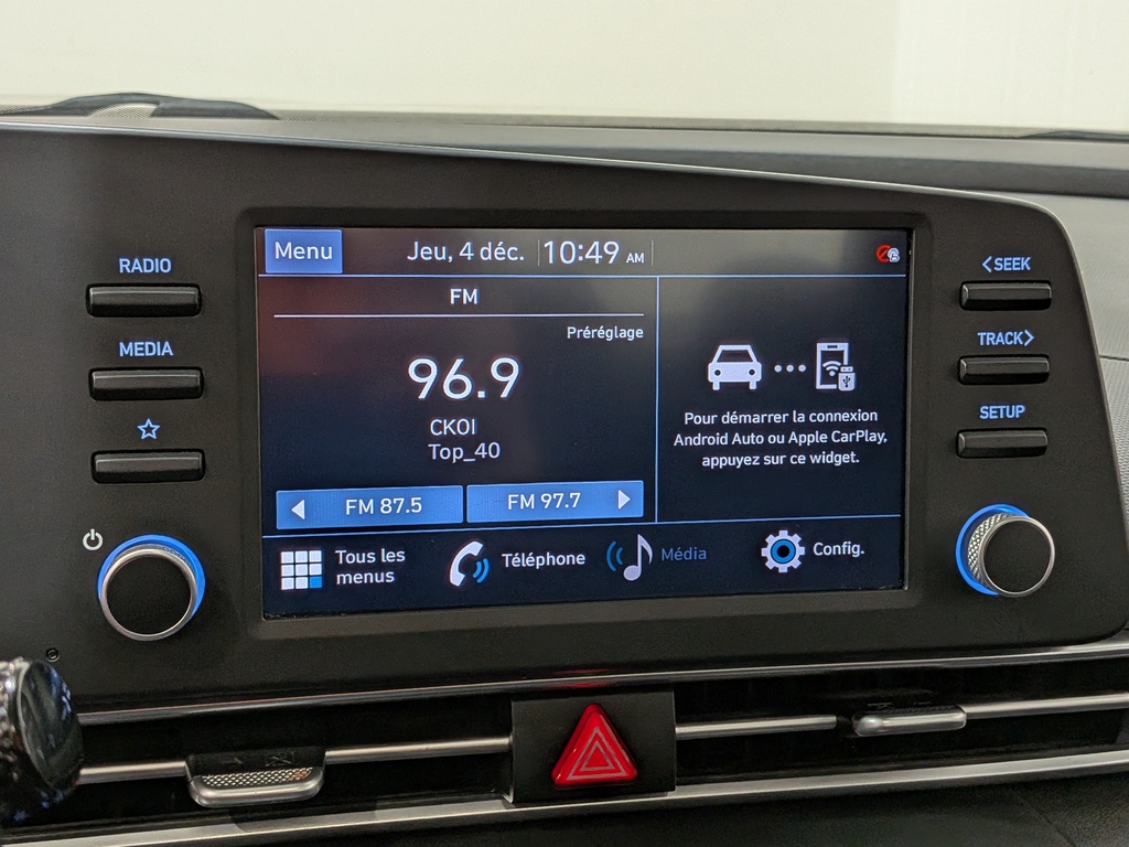 Hyundai Elantra 2022