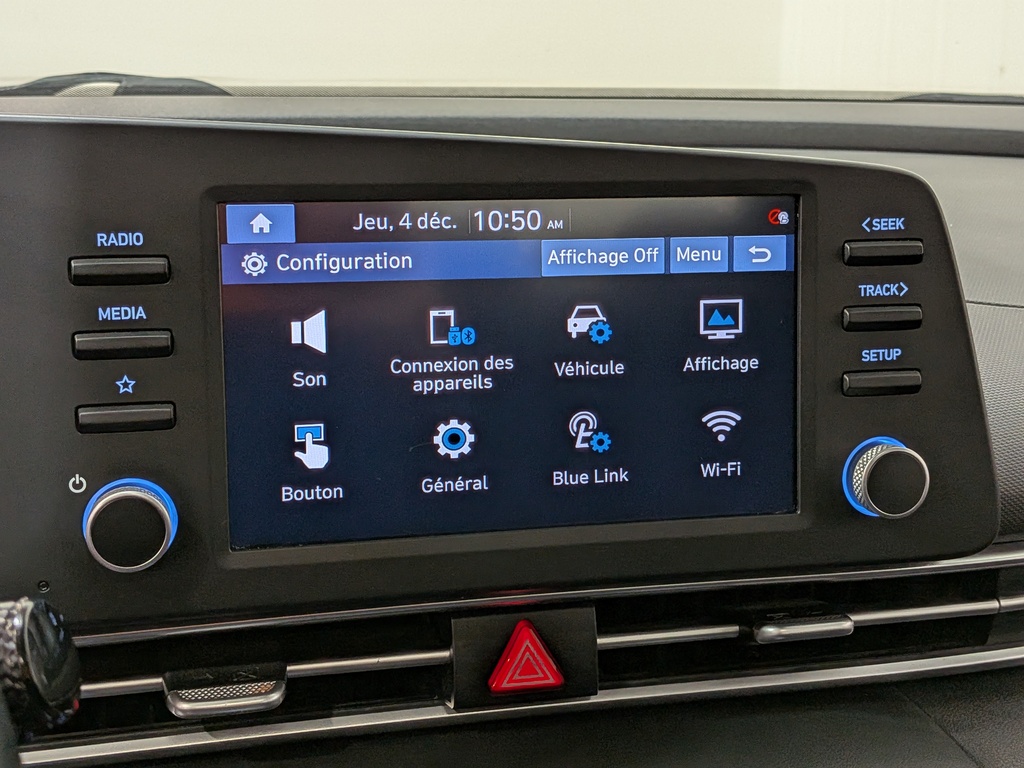 Hyundai Elantra 2022