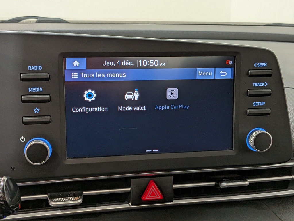 Hyundai Elantra 2022