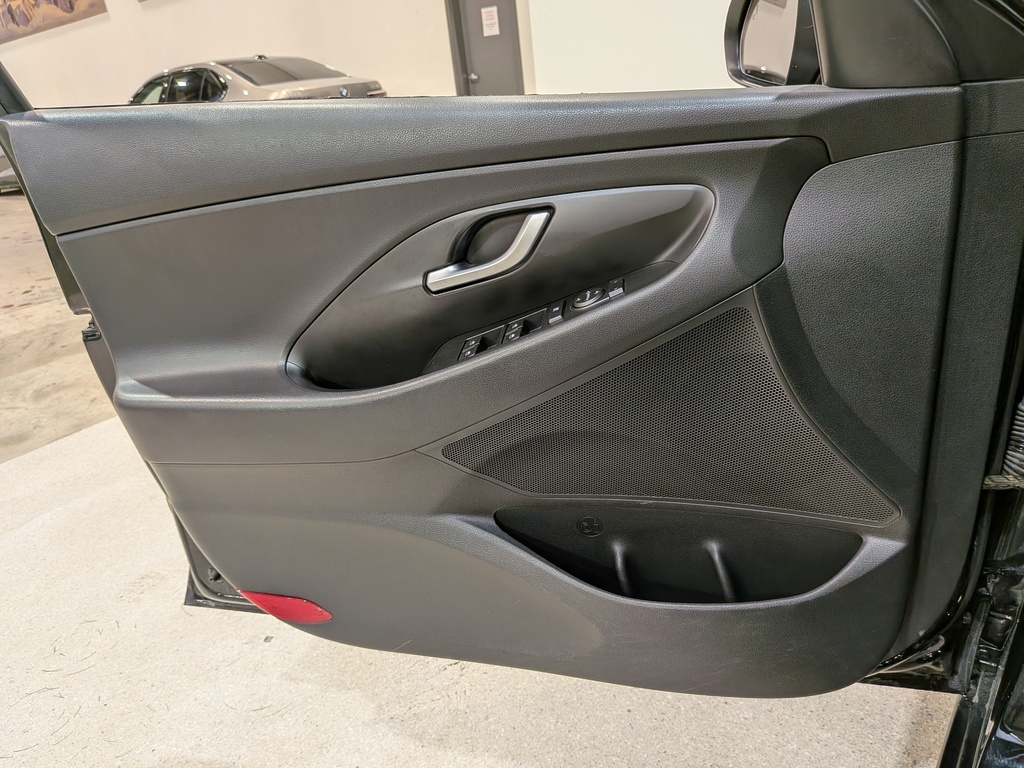 Hyundai Elantra GT 2018