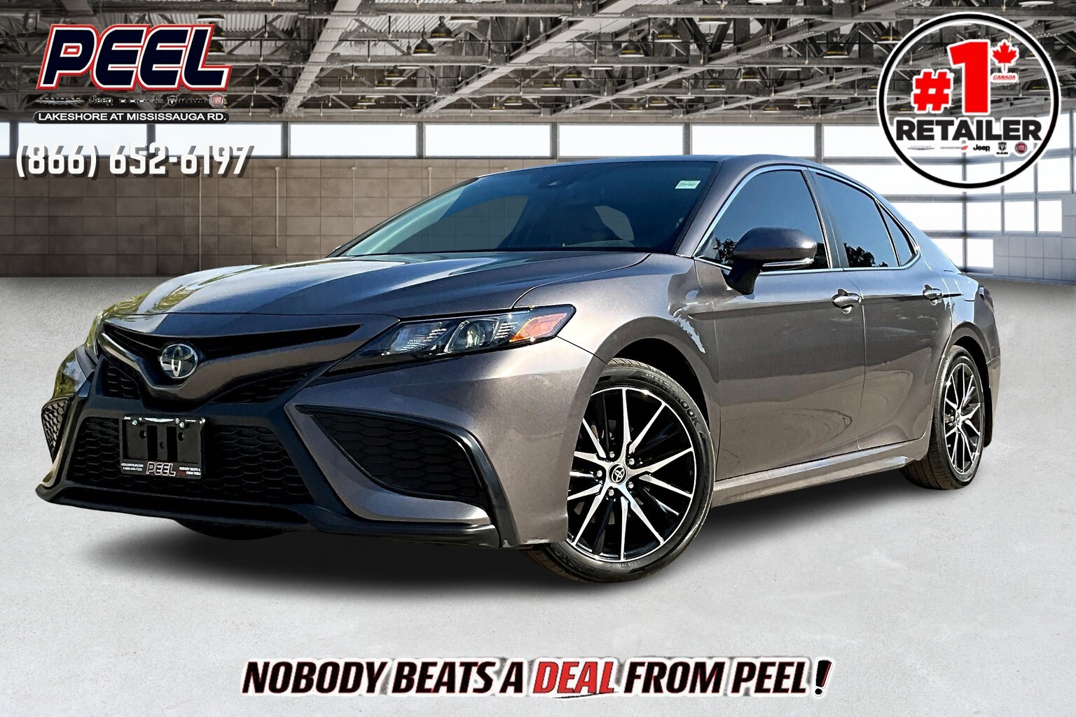 Toyota Camry Hybrid SE FWD