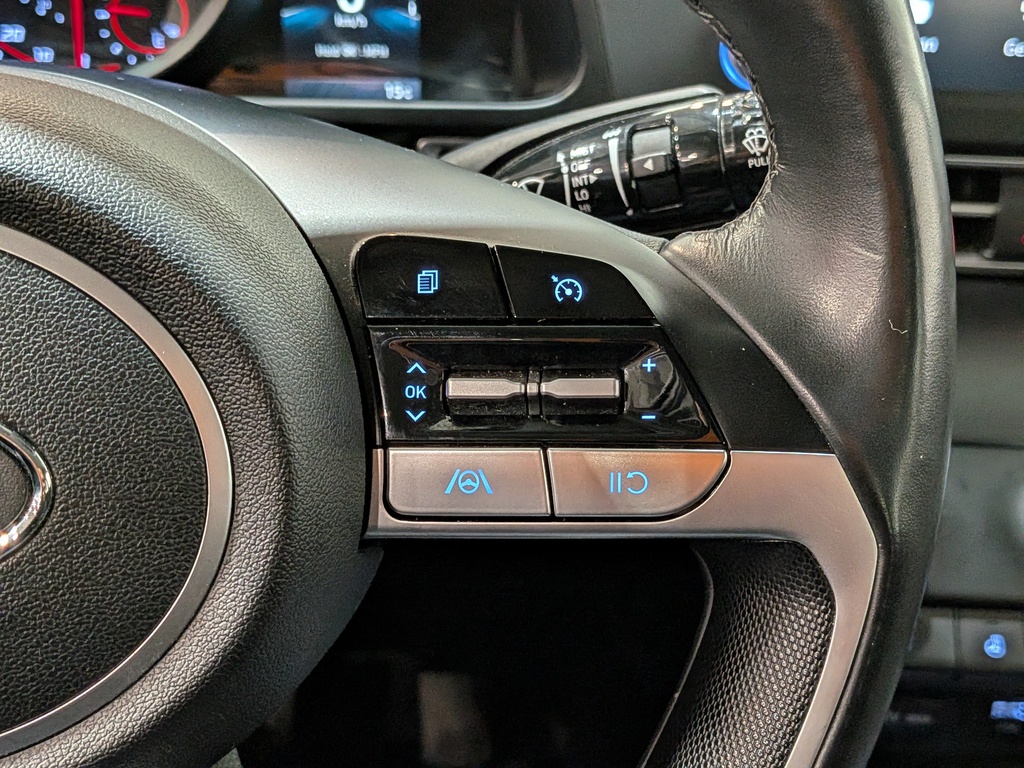 Hyundai Elantra 2022