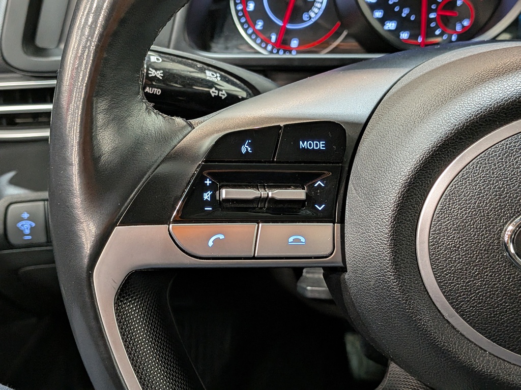 Hyundai Elantra 2022