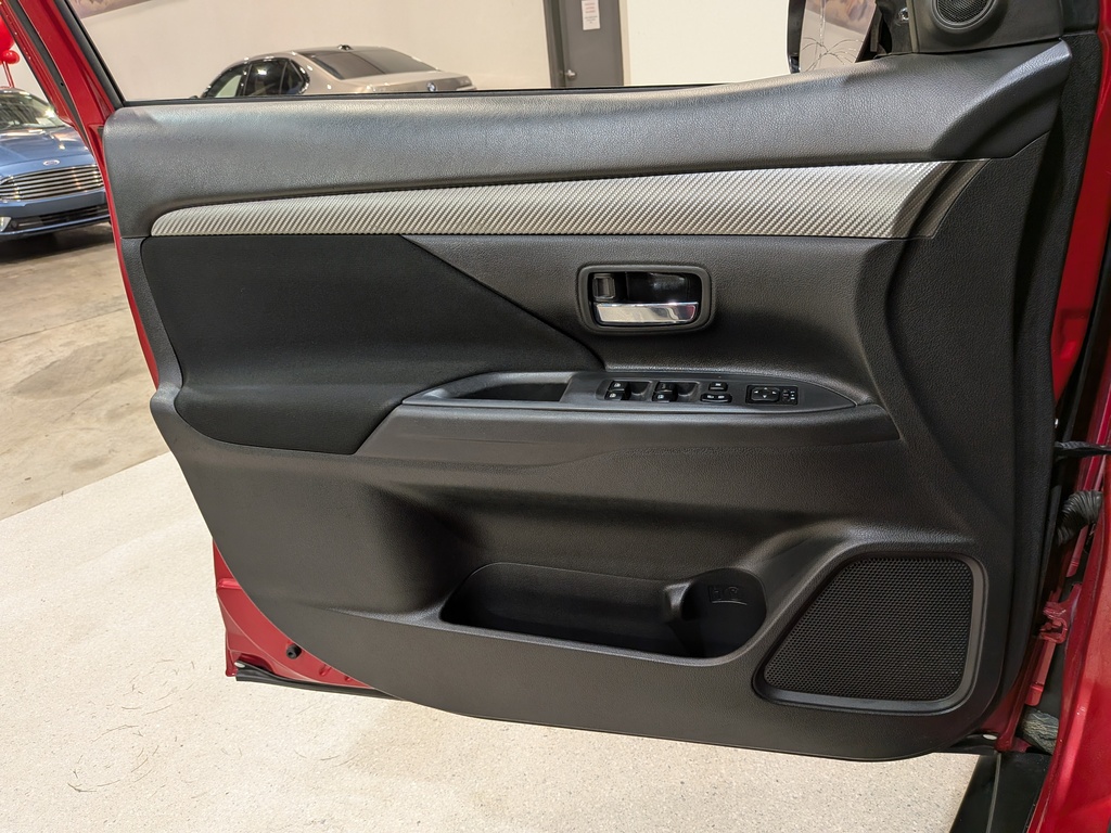 Mitsubishi Outlander 2017