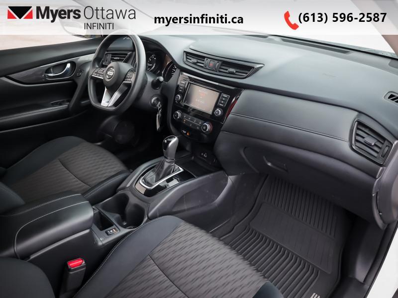 2018 Nissan Rogue - Gallery image 9