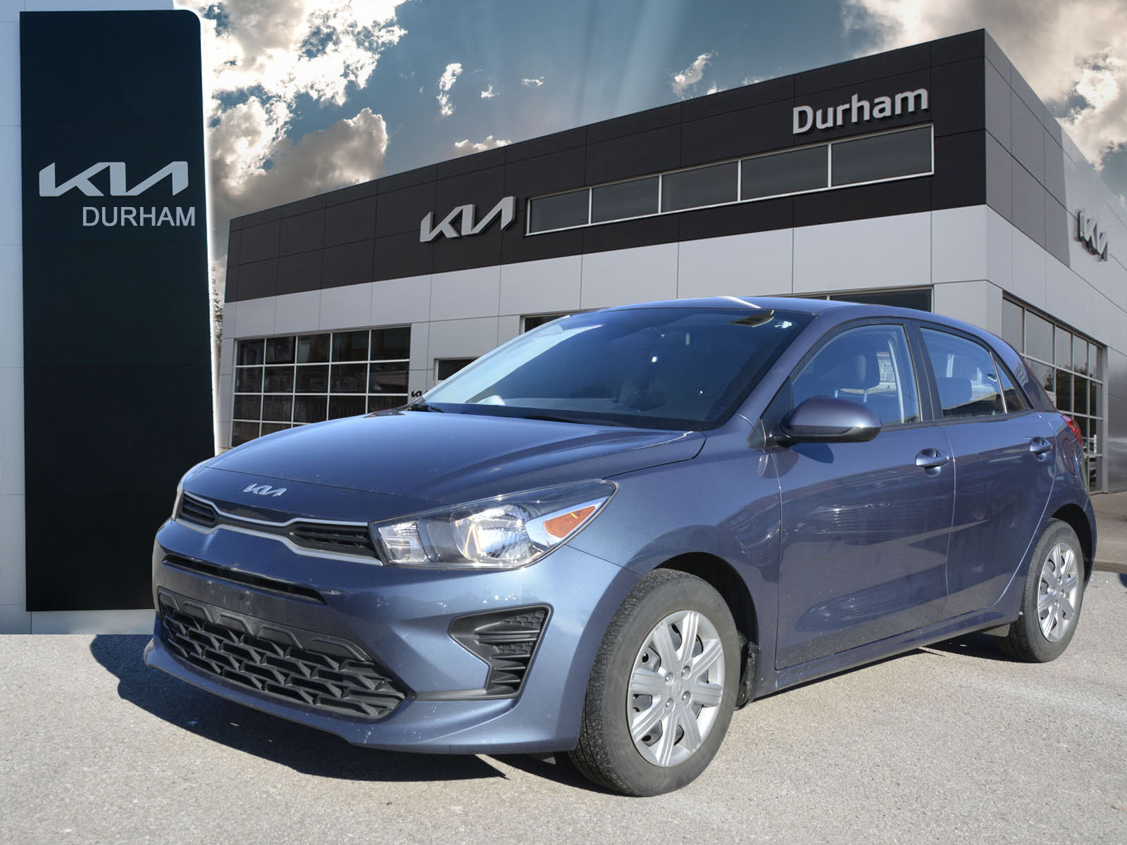 Blue 2023 Kia Rio5 LX+ Wagon FWD Wagon Continuously Variable Transmission