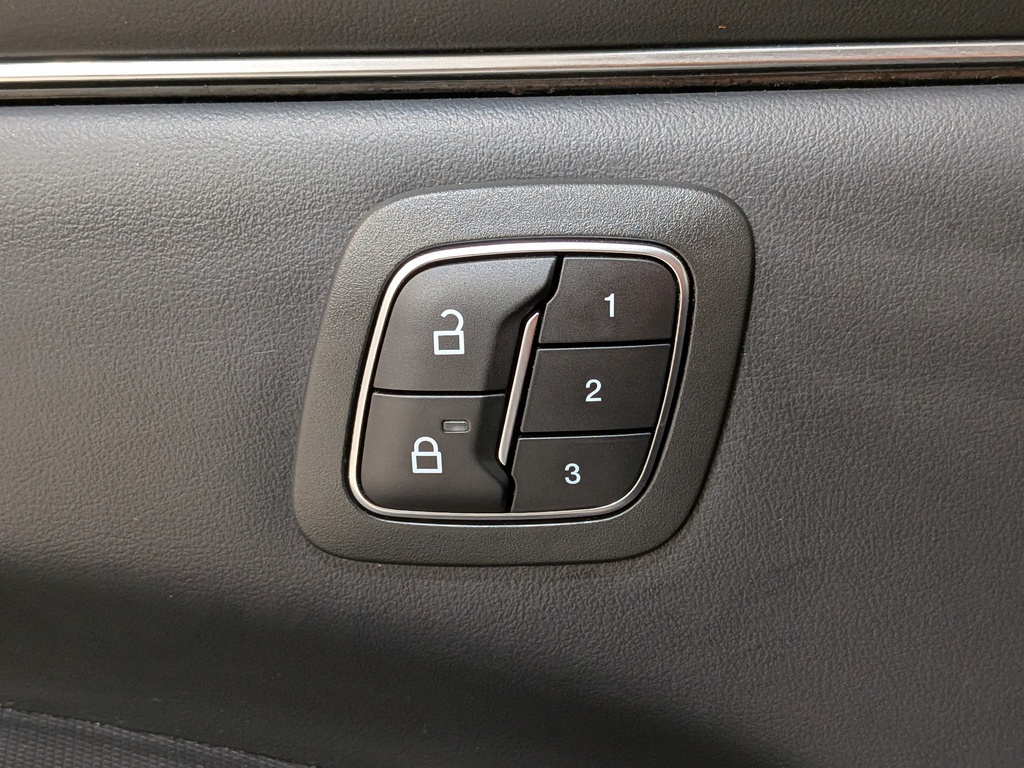 Ford Mustang Mach-E 2021