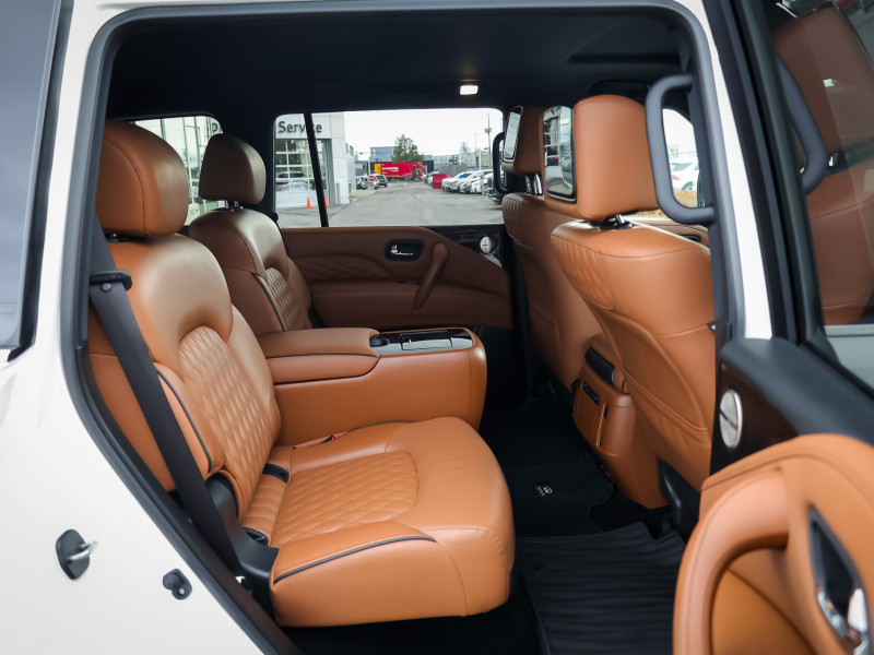 2024 INFINITI QX80 - Gallery image 11