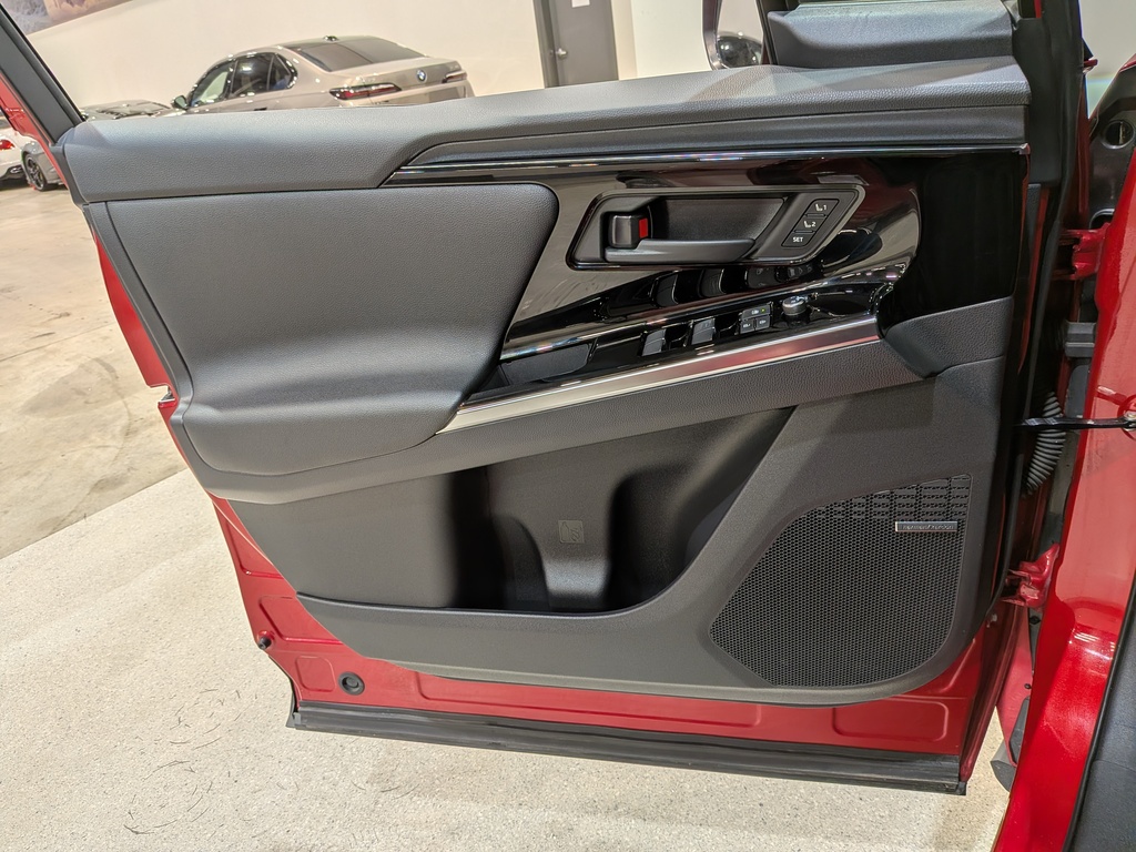 Subaru Solterra 2023